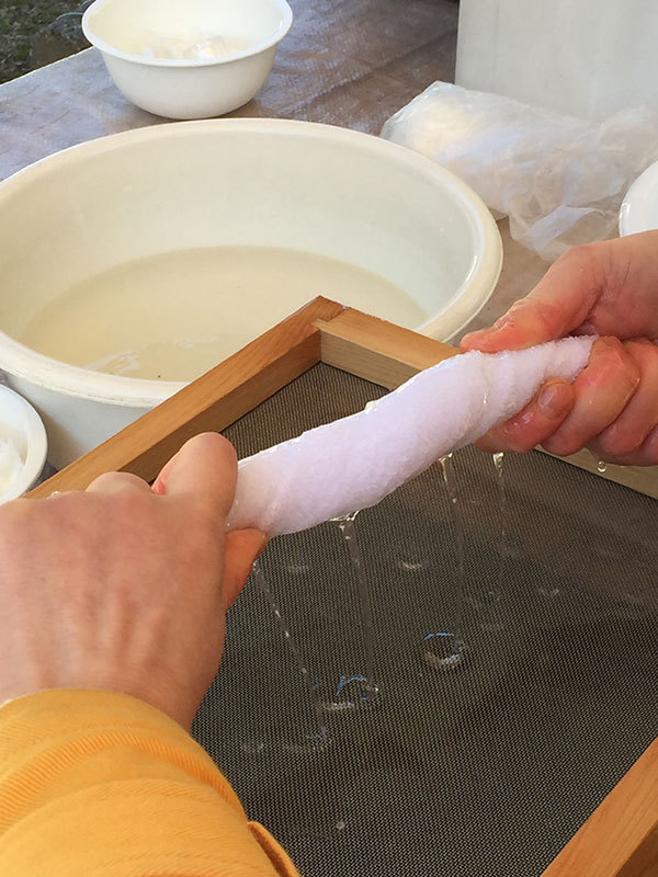 タオルで紙漉きプロセス2
